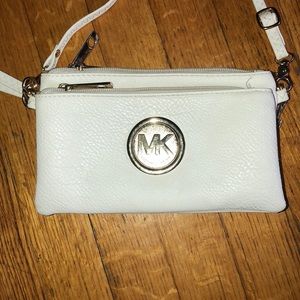 FAKE Michael khors cross body
